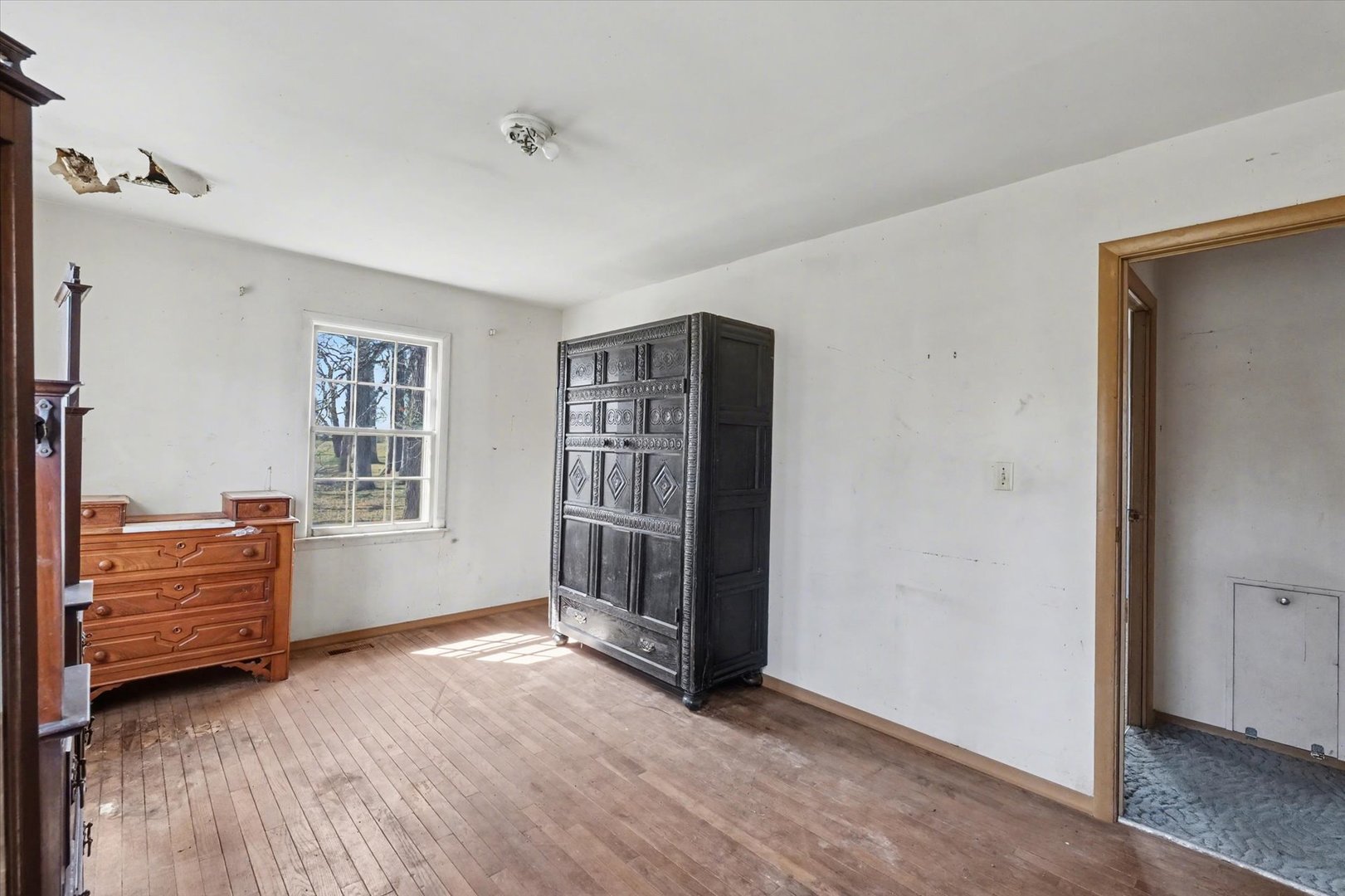 404 Oak Drive, Roberts, IL 60962