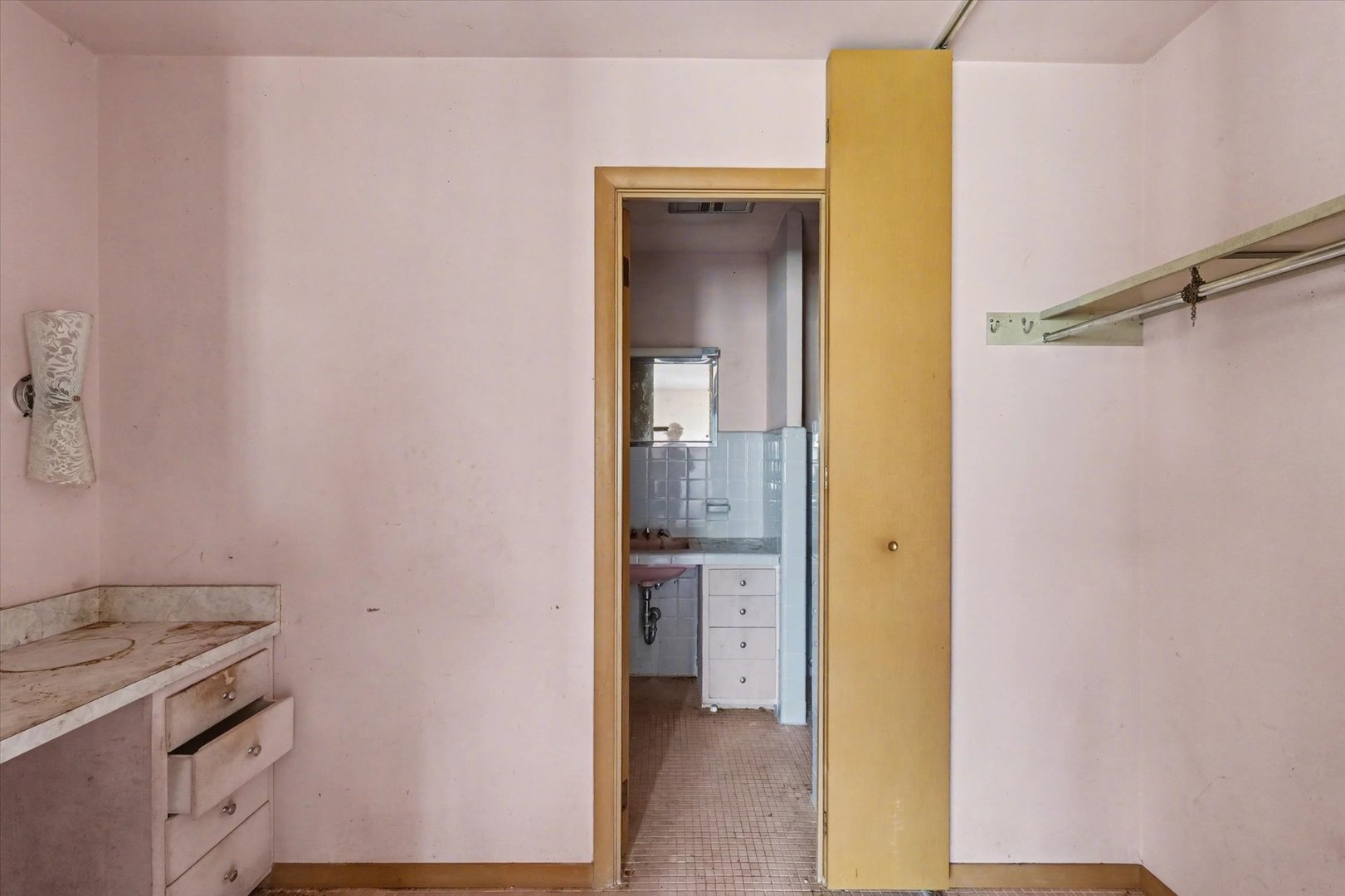 404 Oak Drive, Roberts, IL 60962