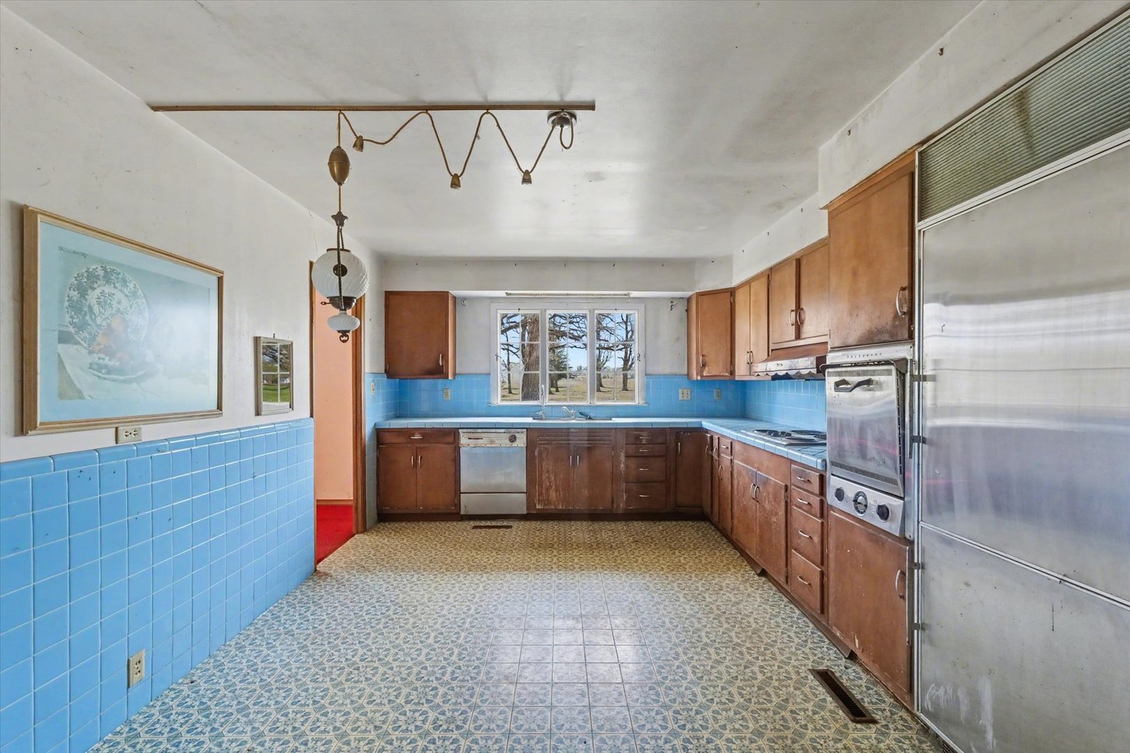 404 Oak Drive, Roberts, IL 60962