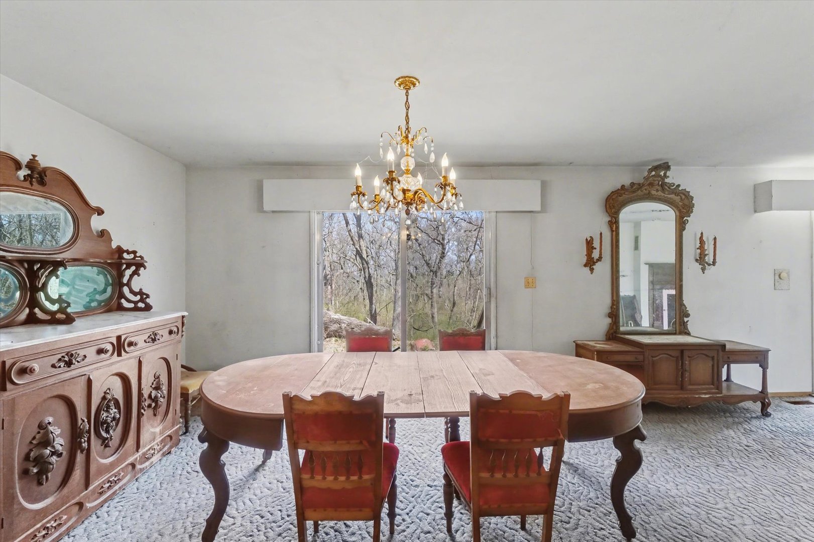 404 Oak Drive, Roberts, IL 60962