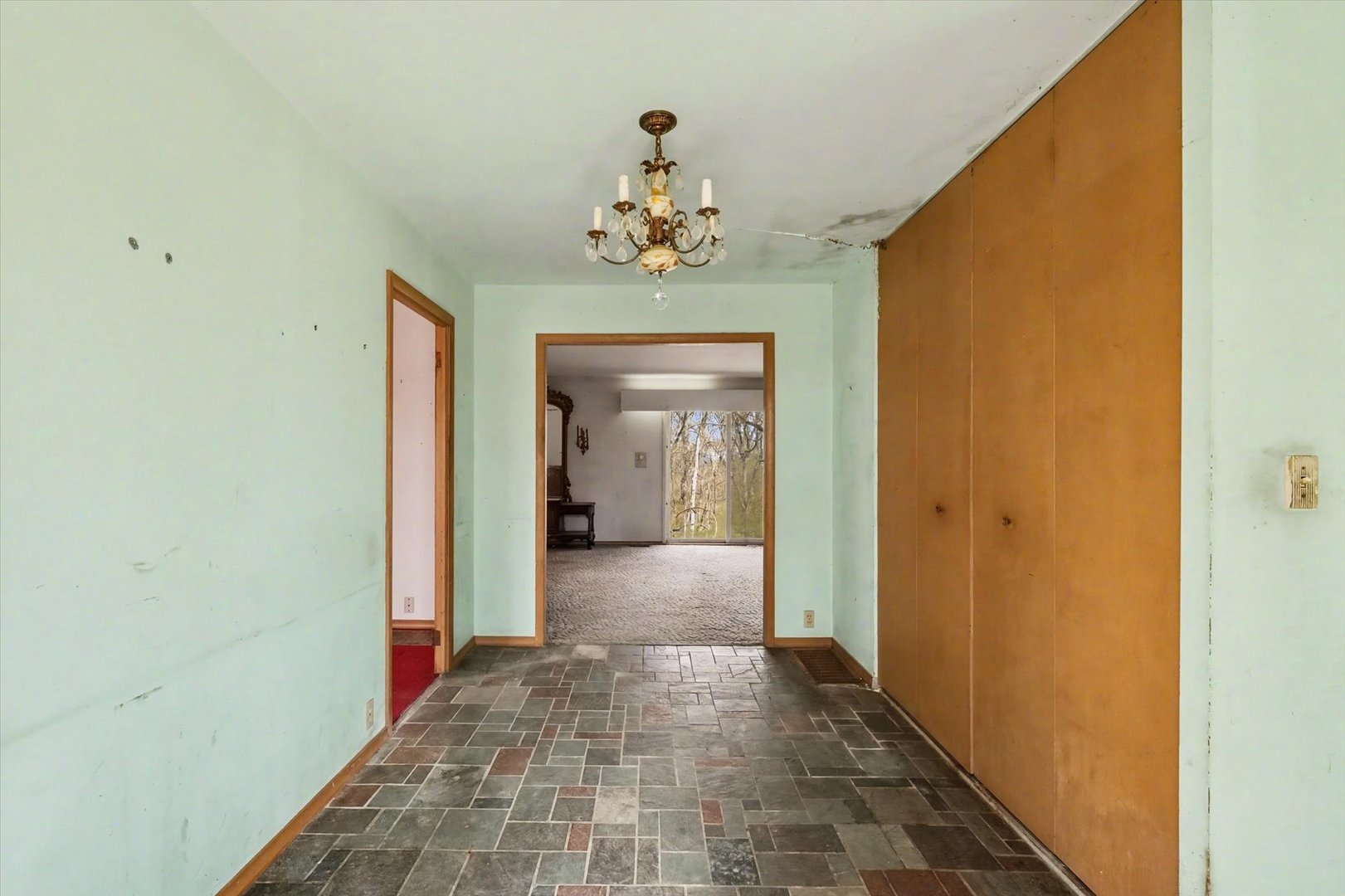 404 Oak Drive, Roberts, IL 60962