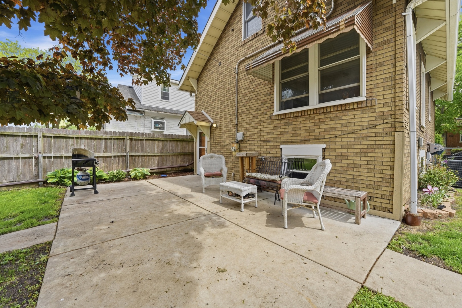 4140 Anna Avenue, Lyons, IL 60534