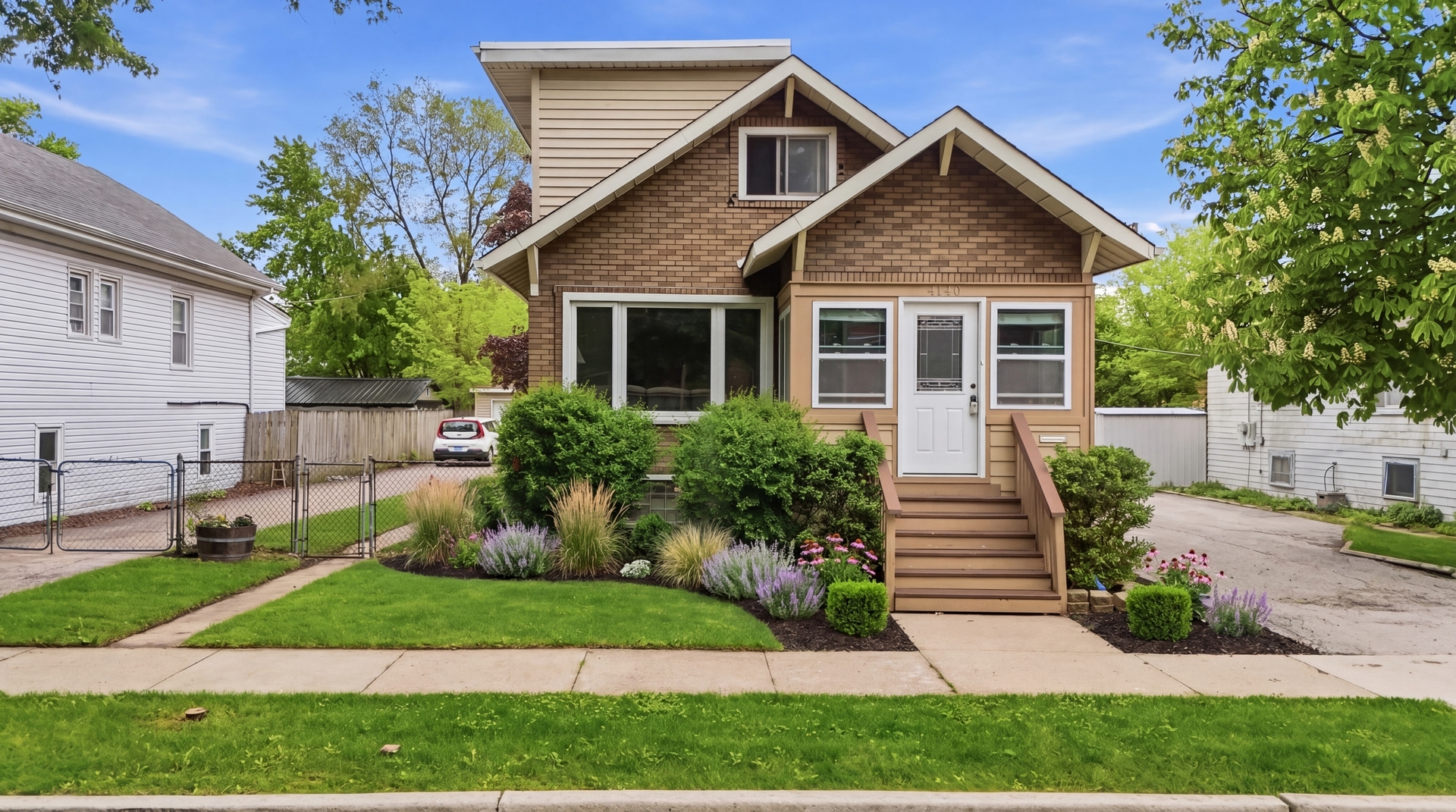 4140 Anna Avenue, Lyons, IL 60534