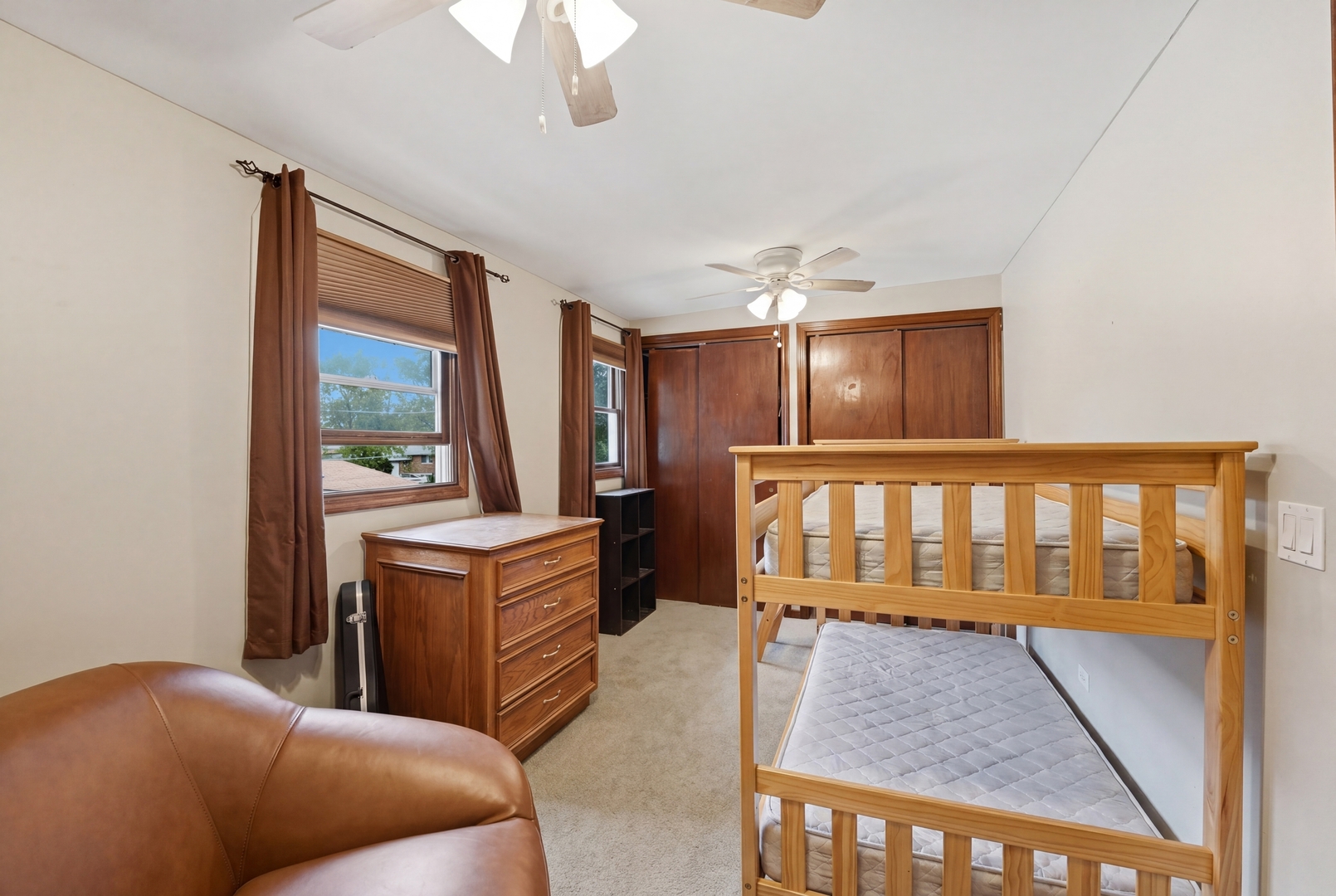 4140 Anna Avenue, Lyons, IL 60534