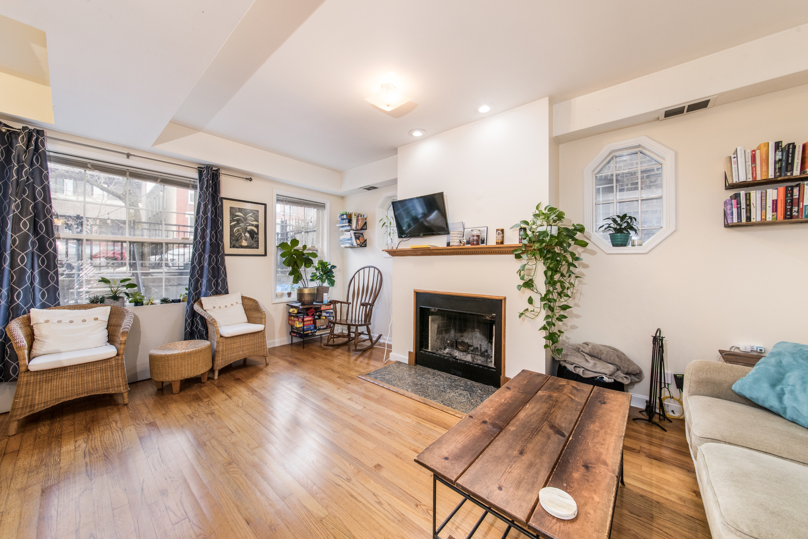 1249 N Cleaver Street #G, Chicago, IL 60642