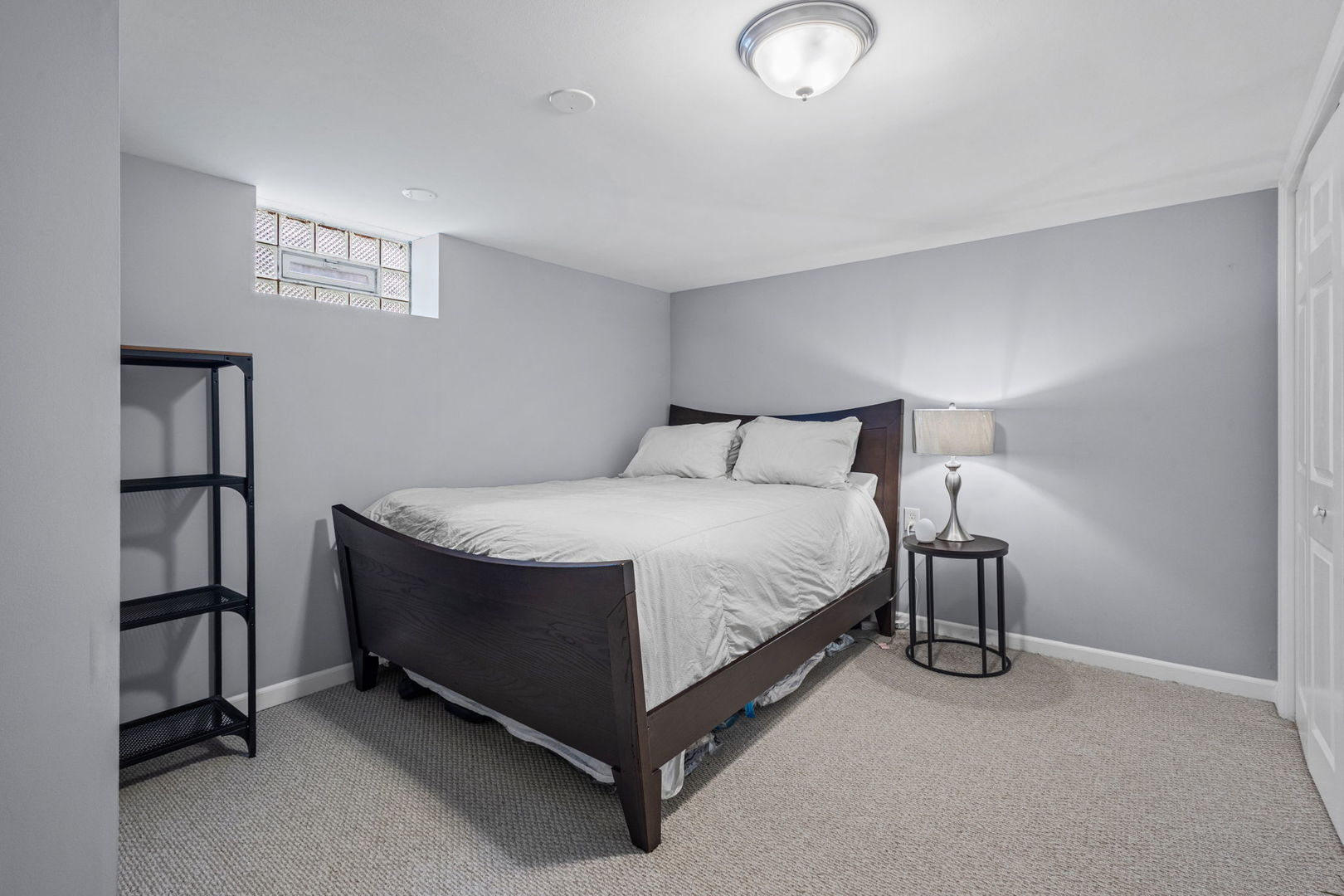 7807 S Kenneth Avenue, Chicago, IL 60652