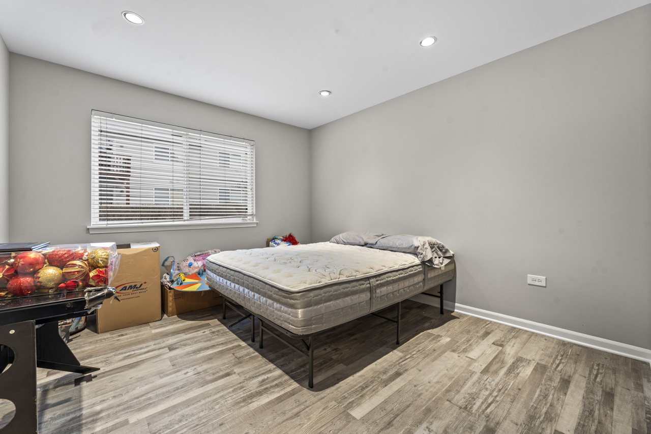 2987 Saganashkee Lane #2987, Naperville, IL 60564