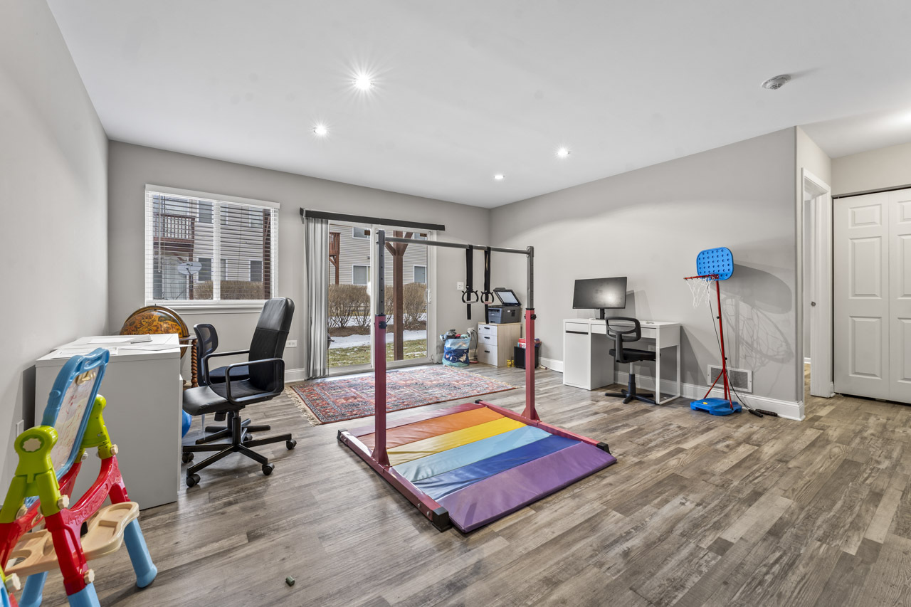 2987 Saganashkee Lane #2987, Naperville, IL 60564