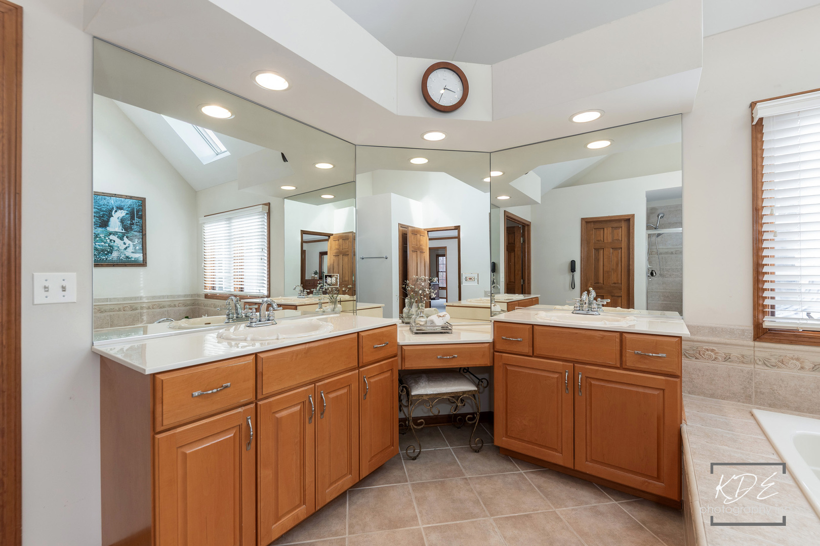 3307 Danlaur Court, Naperville, IL 60564