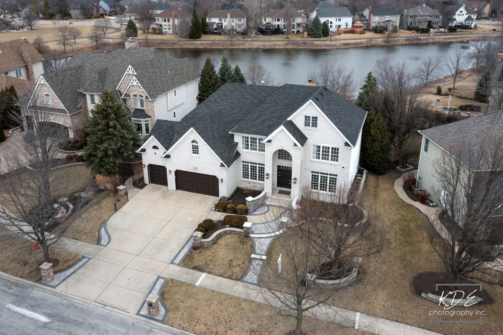3307 Danlaur Court, Naperville, IL 60564