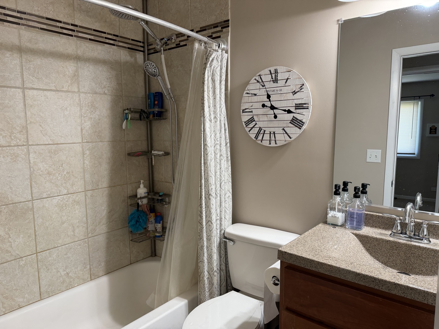 668 Niagara Drive, Bolingbrook, IL 60440