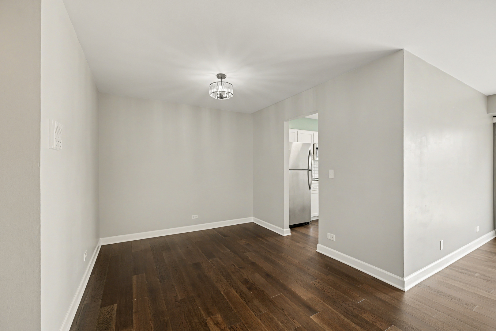 27W685 GRASMERE Drive #1808, Winfield, IL 60190