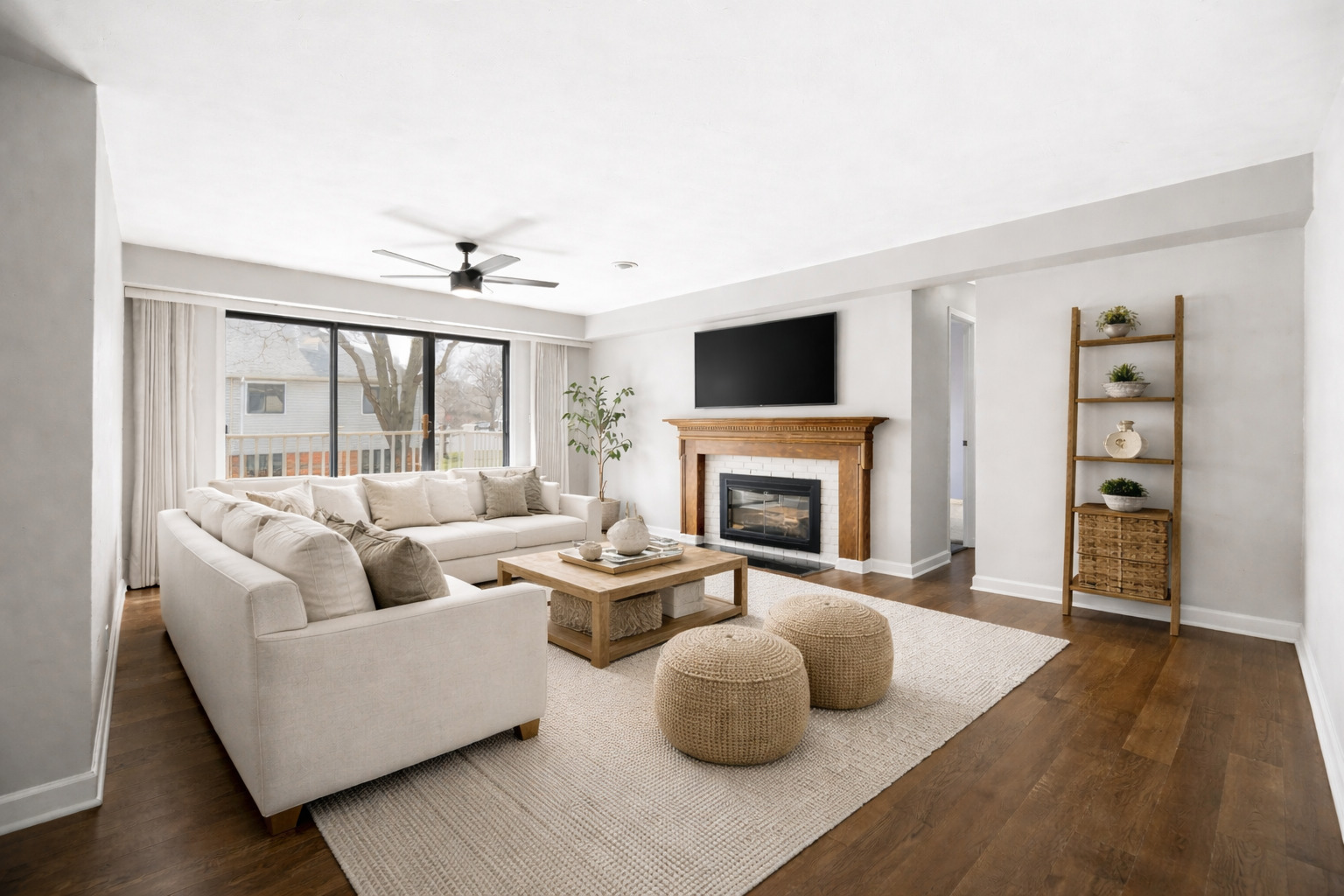 27W685 GRASMERE Drive #1808, Winfield, IL 60190