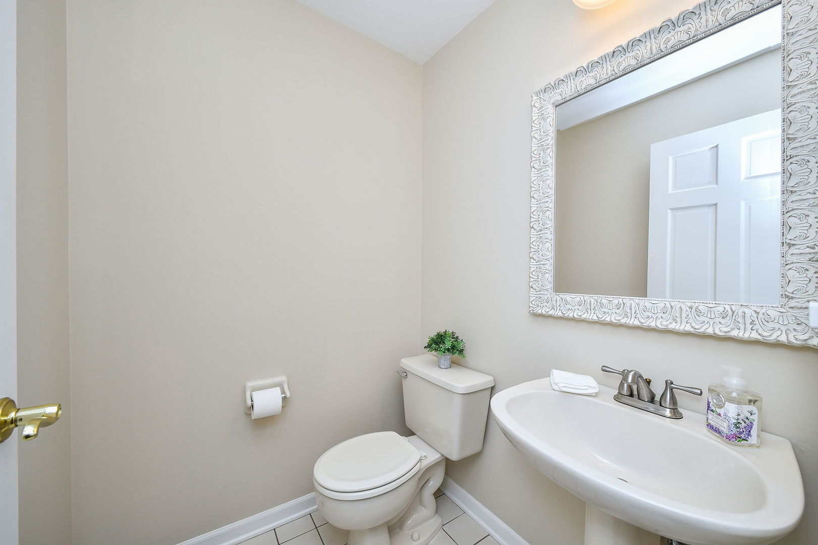 Naperville, IL 60540