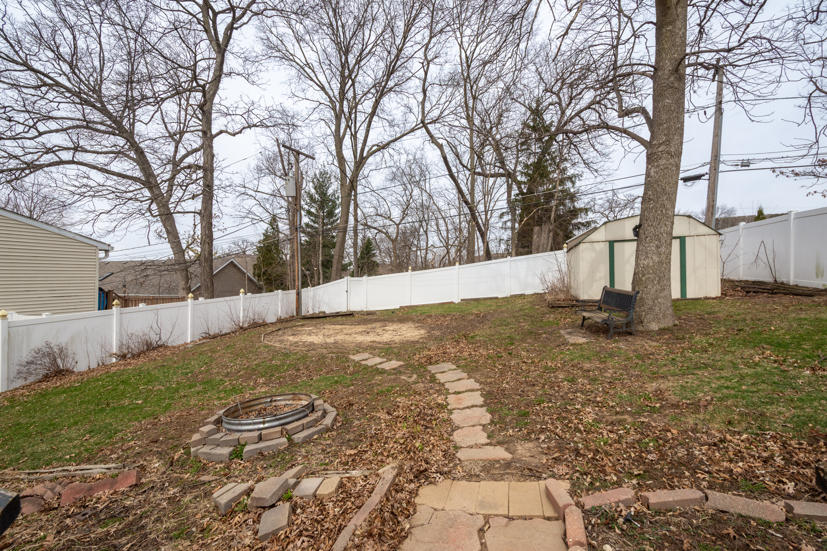 25172 W Columbia Bay Drive, Lake Villa, IL 60046