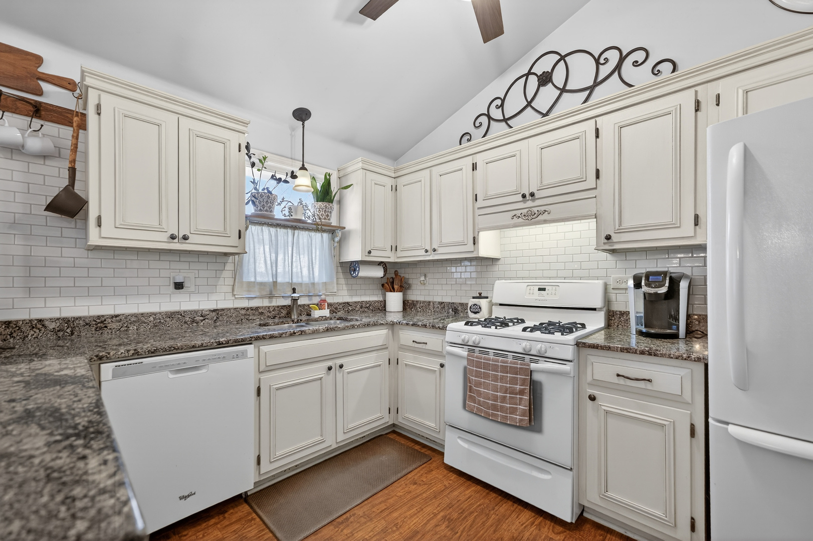 1007 Leawood Drive, Joliet, IL 60431