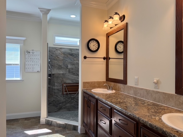 1542 Meadow View Lane, Grayslake, IL 60030