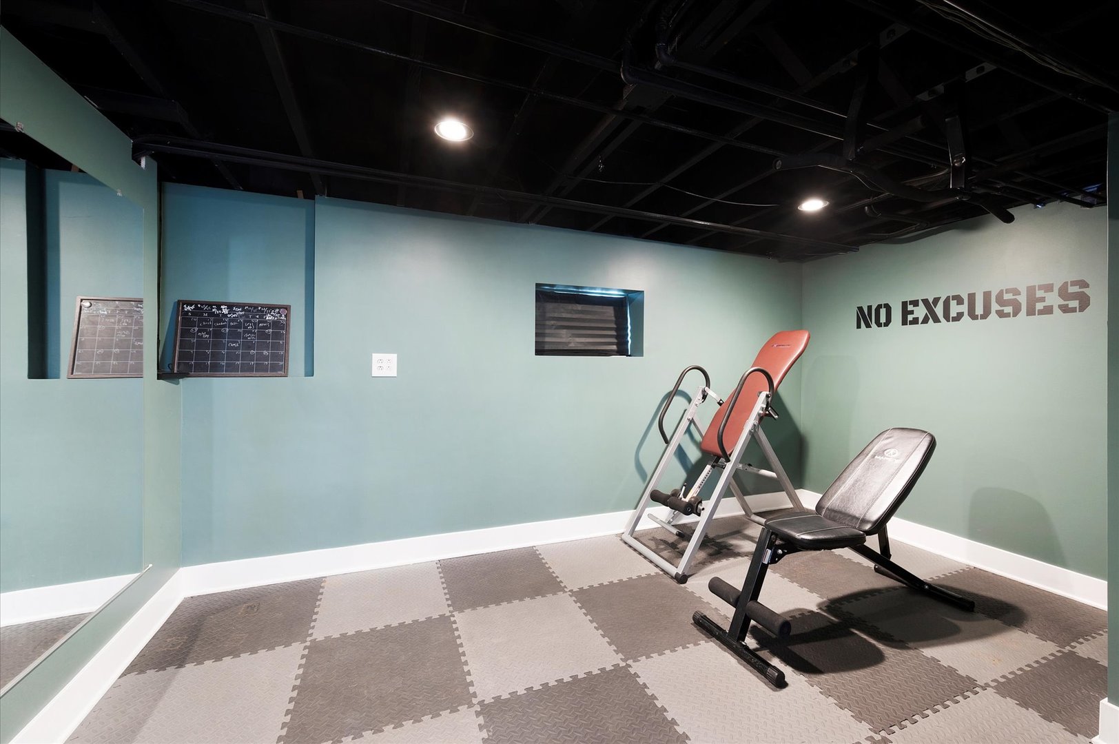 272 N Willow Road, Elmhurst, IL 60126