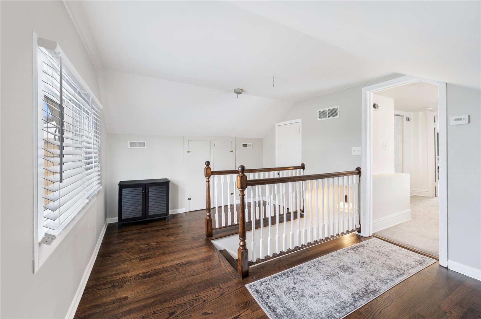 272 N Willow Road, Elmhurst, IL 60126