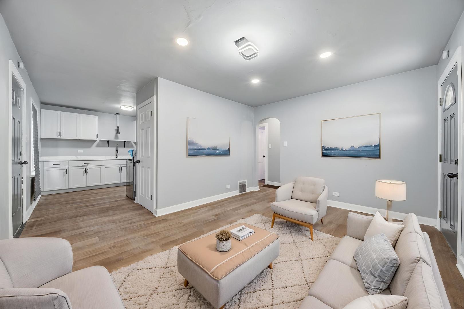 107 E 149th Street, Harvey, IL 60426