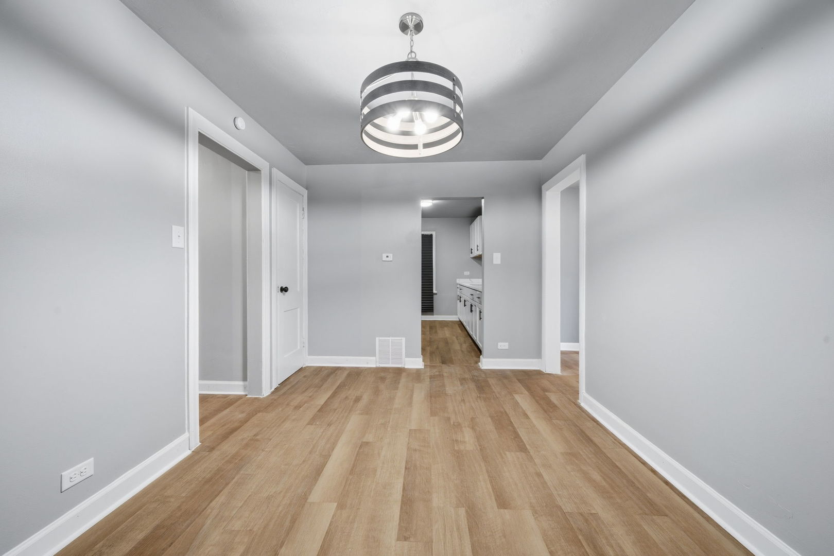 107 E 149th Street, Harvey, IL 60426