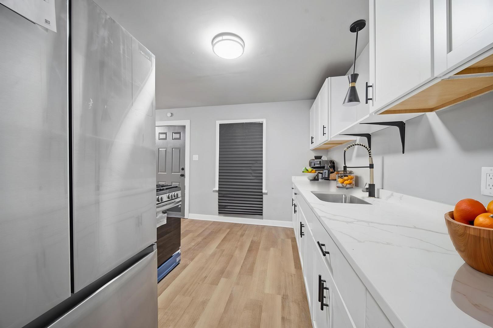 107 E 149th Street, Harvey, IL 60426