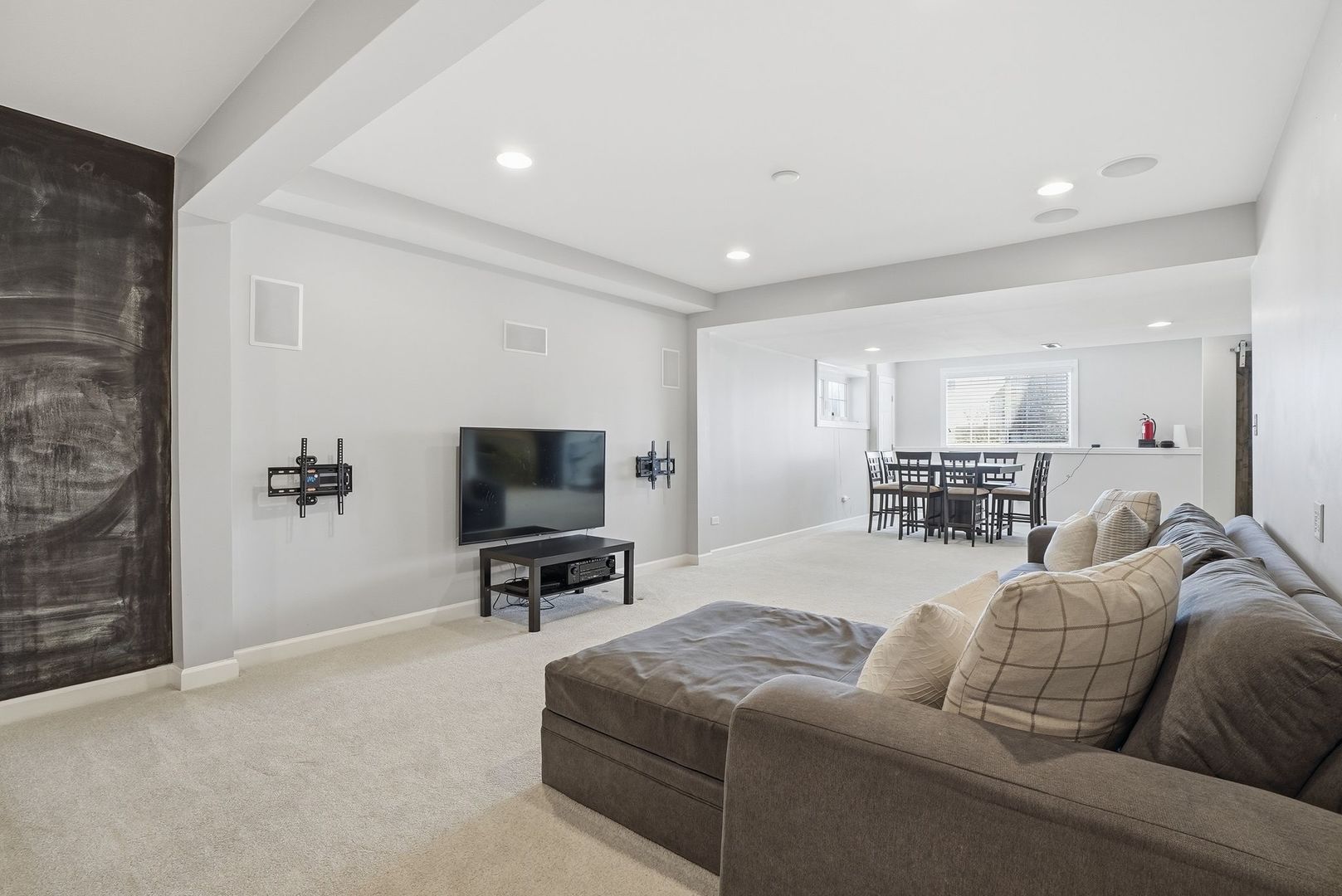 3212 Rollingridge Road, Naperville, IL 60564