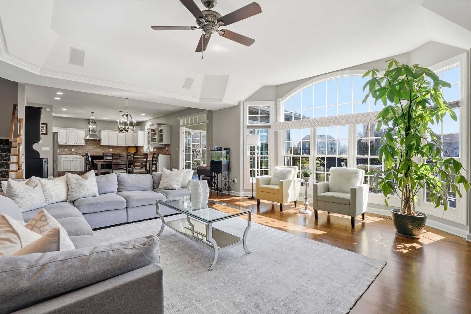 3212 Rollingridge Road, Naperville, IL 60564