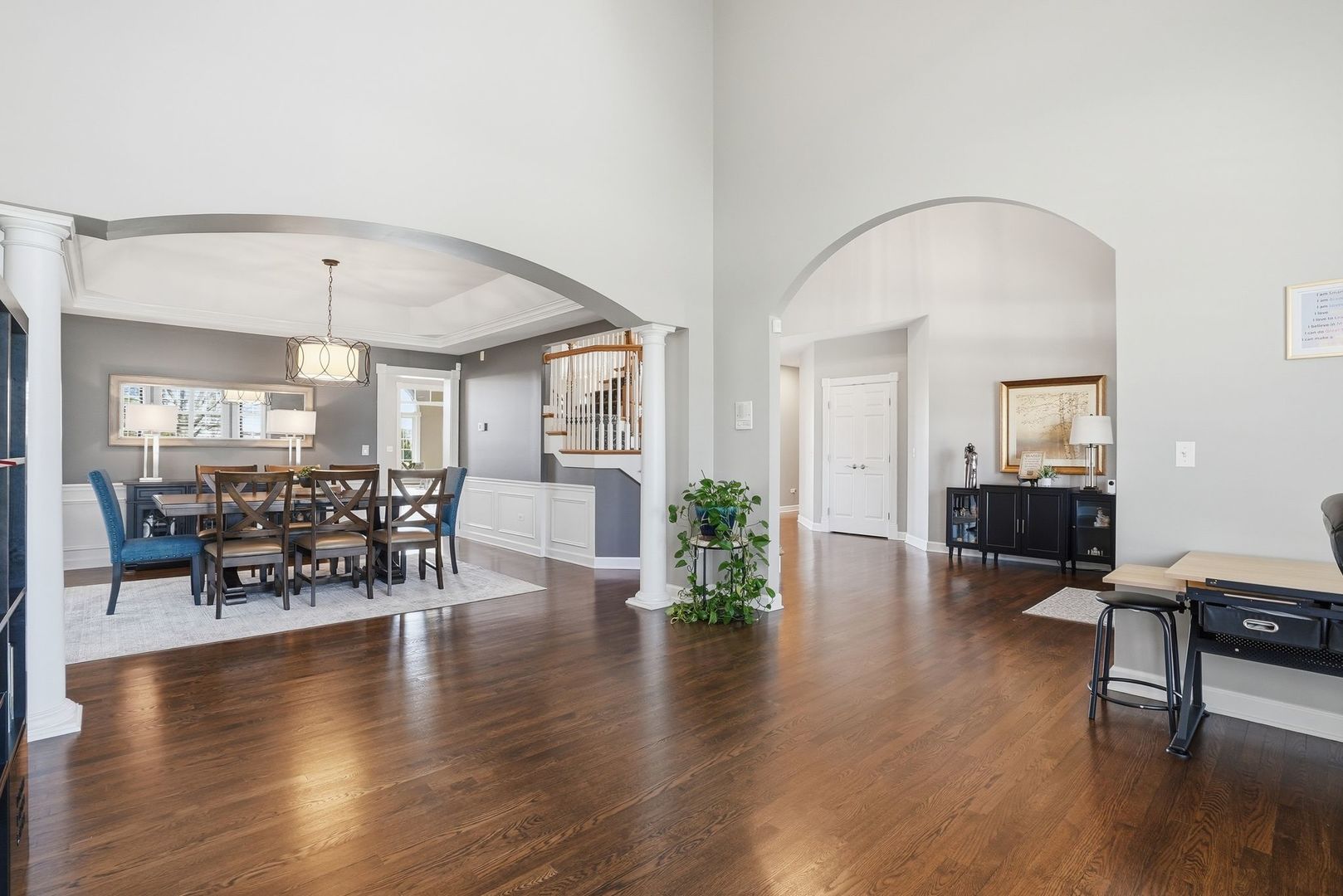 3212 Rollingridge Road, Naperville, IL 60564