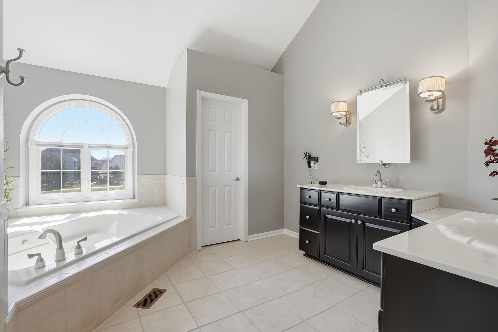 3212 Rollingridge Road, Naperville, IL 60564