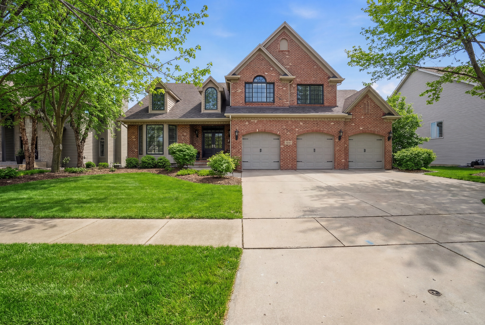 3212 Rollingridge Road, Naperville, IL 60564