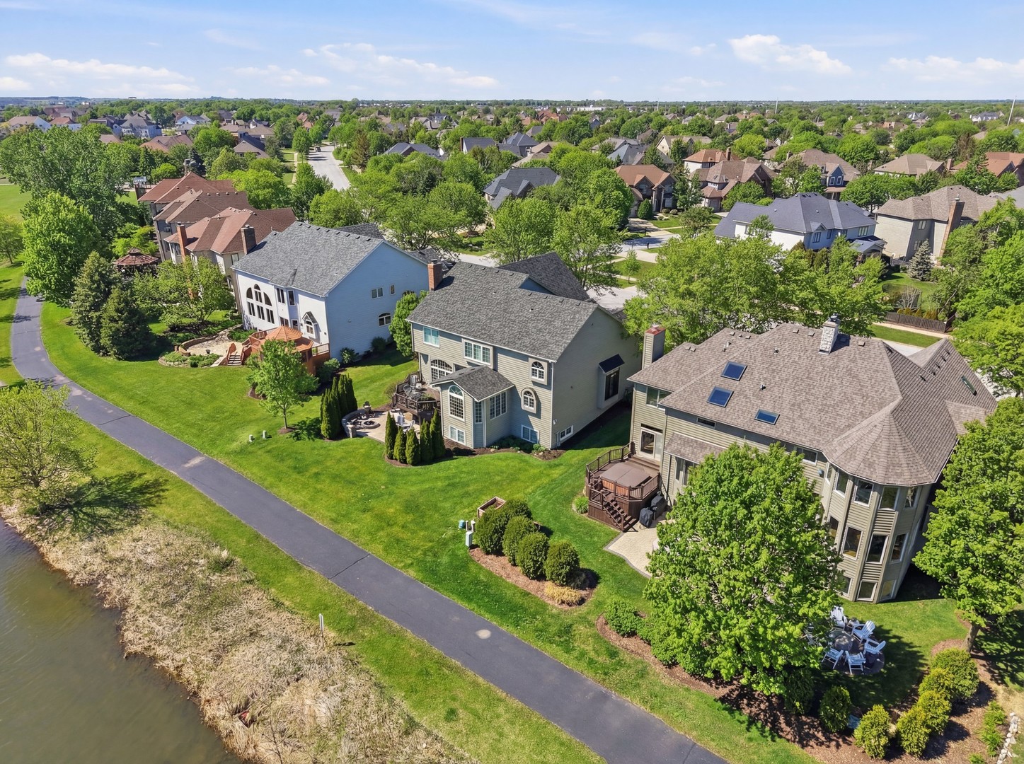 3212 Rollingridge Road, Naperville, IL 60564