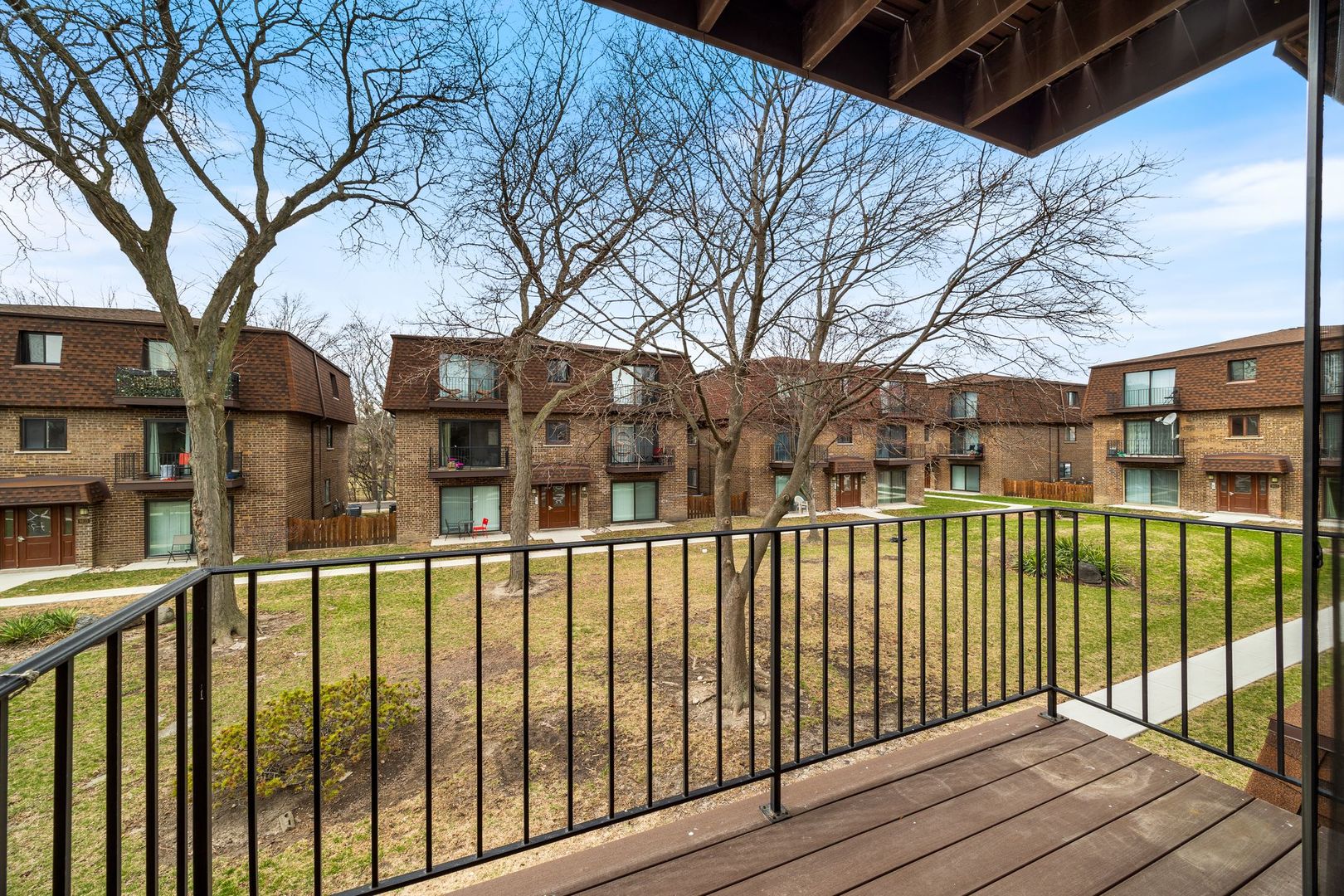 9813 BIANCO Terrace #D, Des Plaines, IL 60016