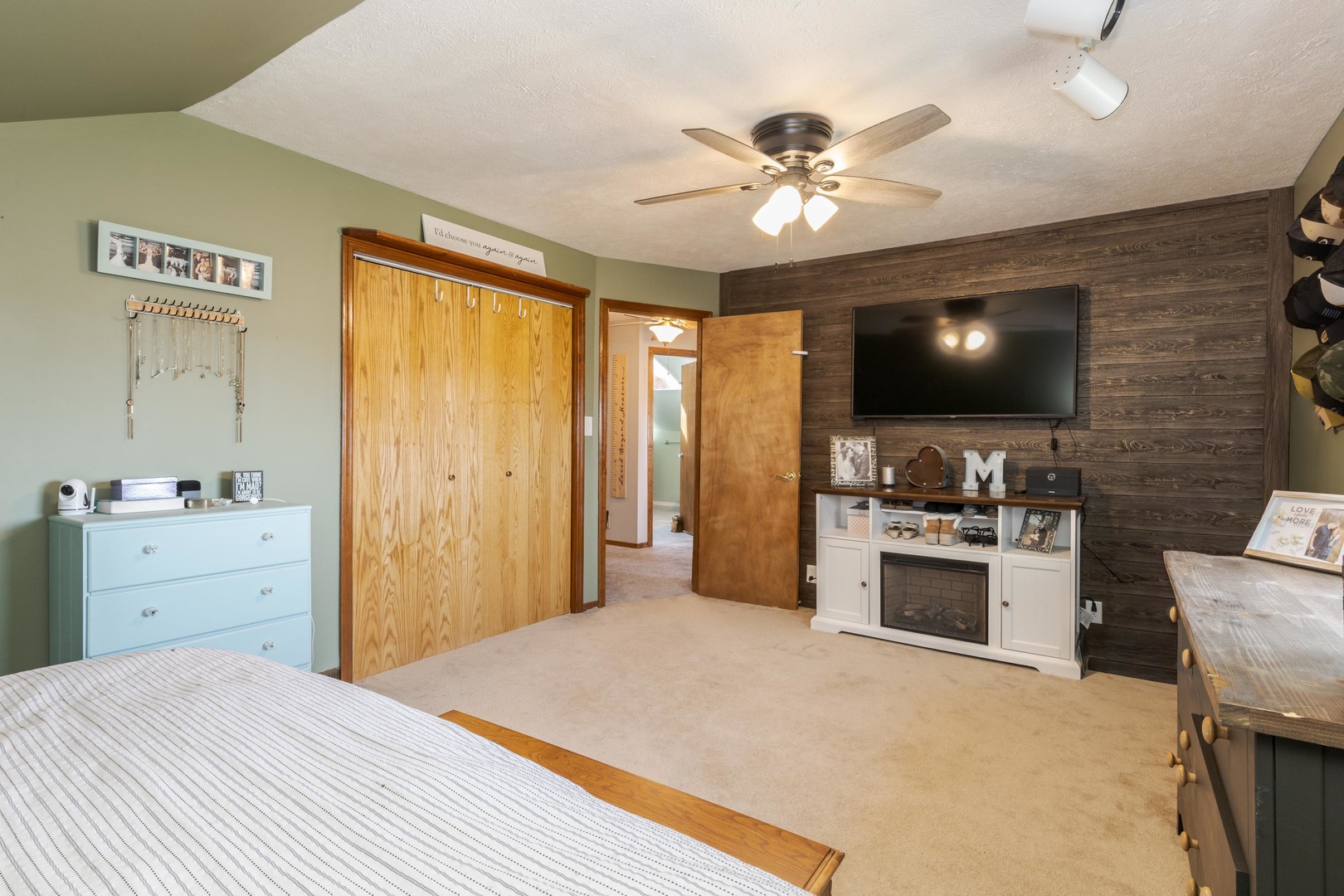 13532 E 600 North Road, Heyworth, IL 61745