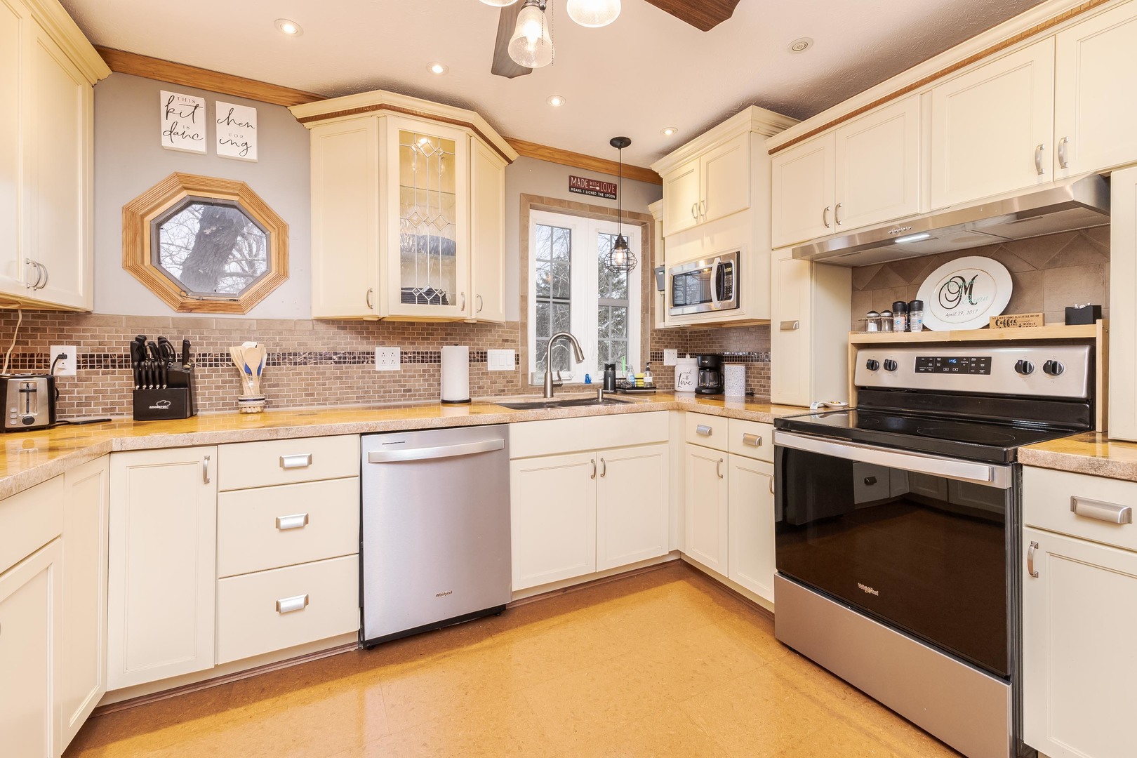 13532 E 600 North Road, Heyworth, IL 61745