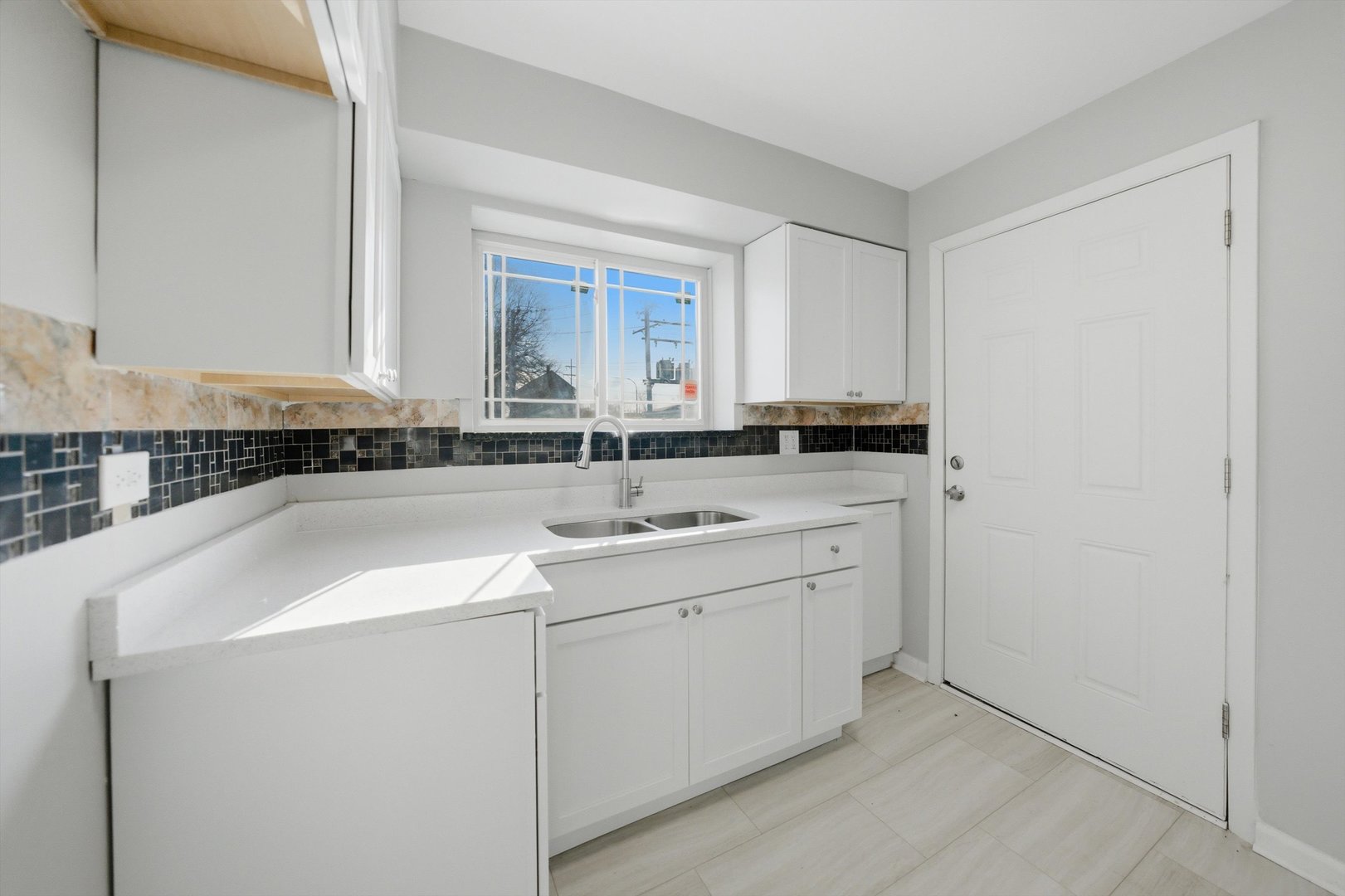 3243 S 49th Avenue #103, Cicero, IL 60804