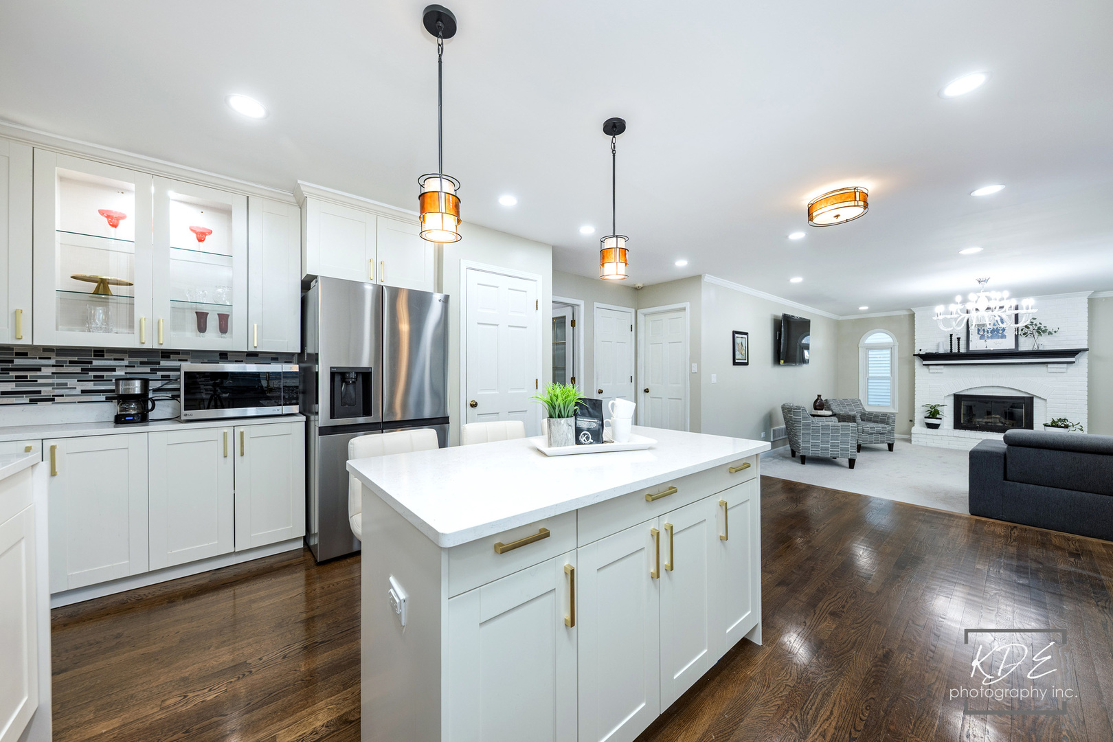 1524 Oswego Road, Naperville, IL 60540