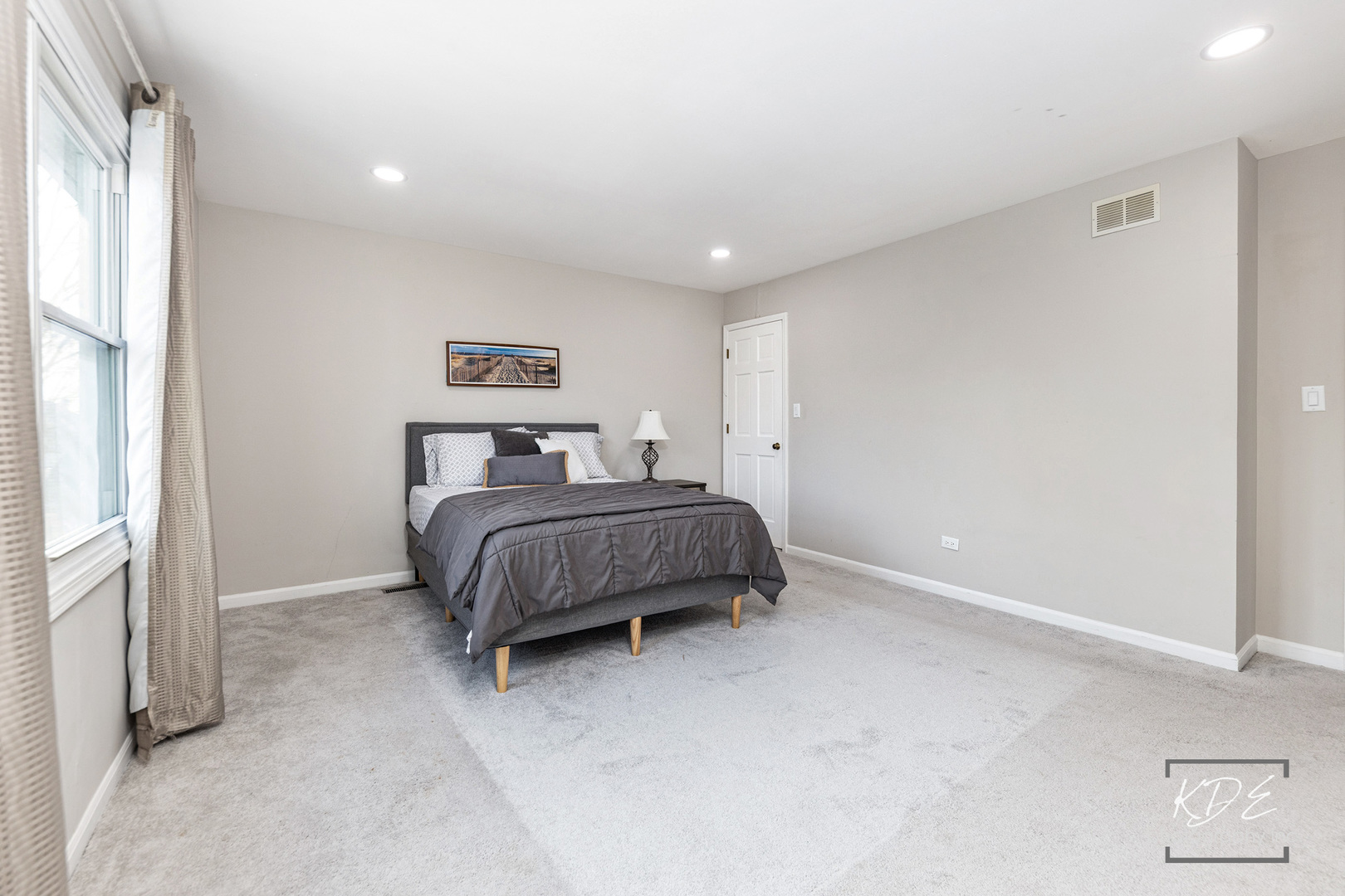 1524 Oswego Road, Naperville, IL 60540