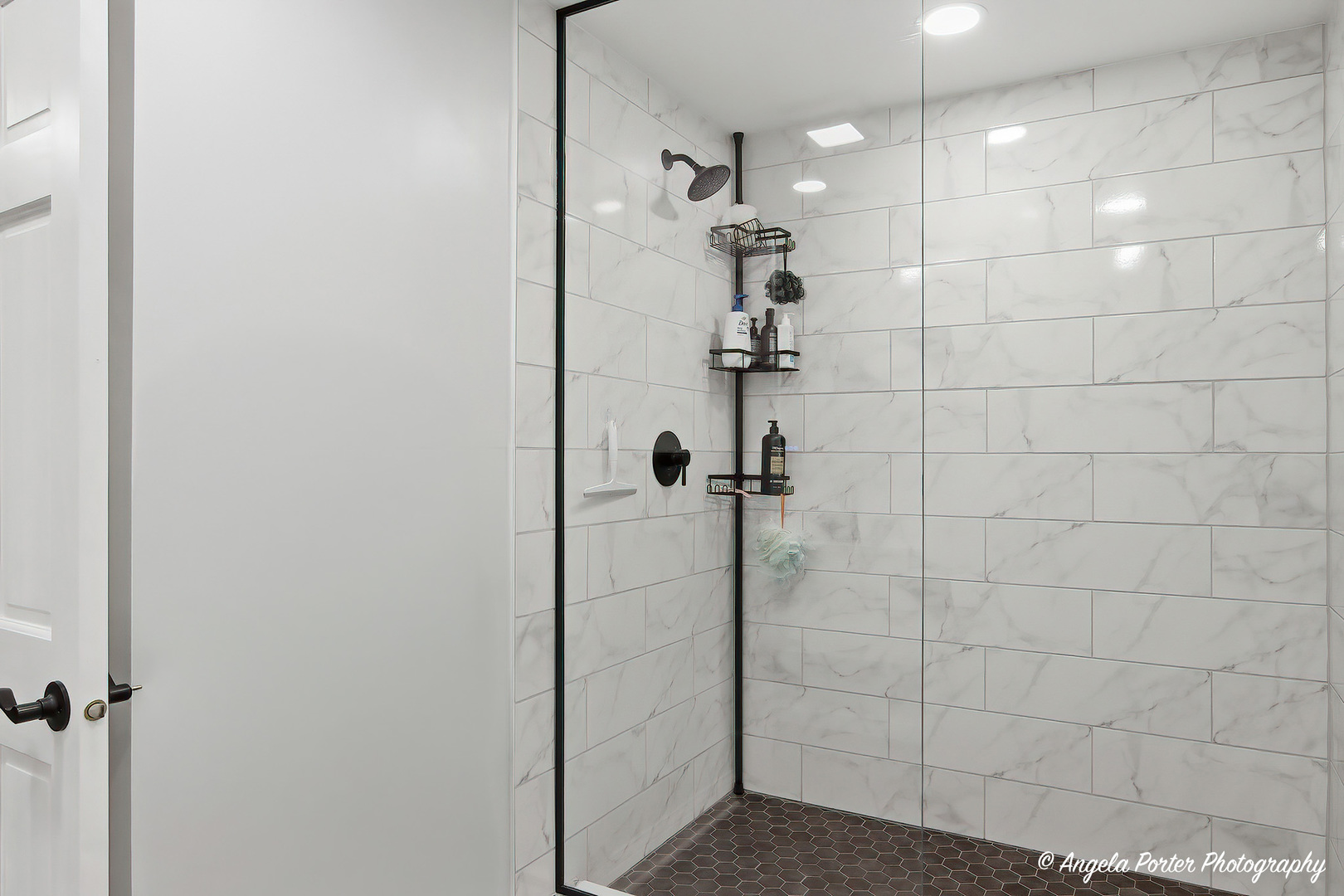 201 Panama Avenue, Hampshire, IL 60140