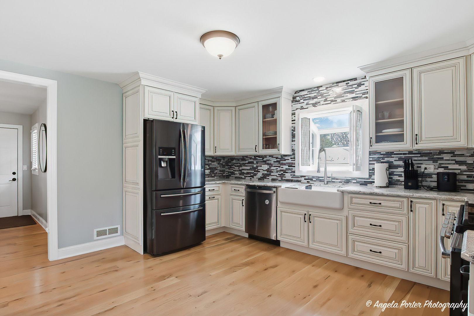 201 Panama Avenue, Hampshire, IL 60140