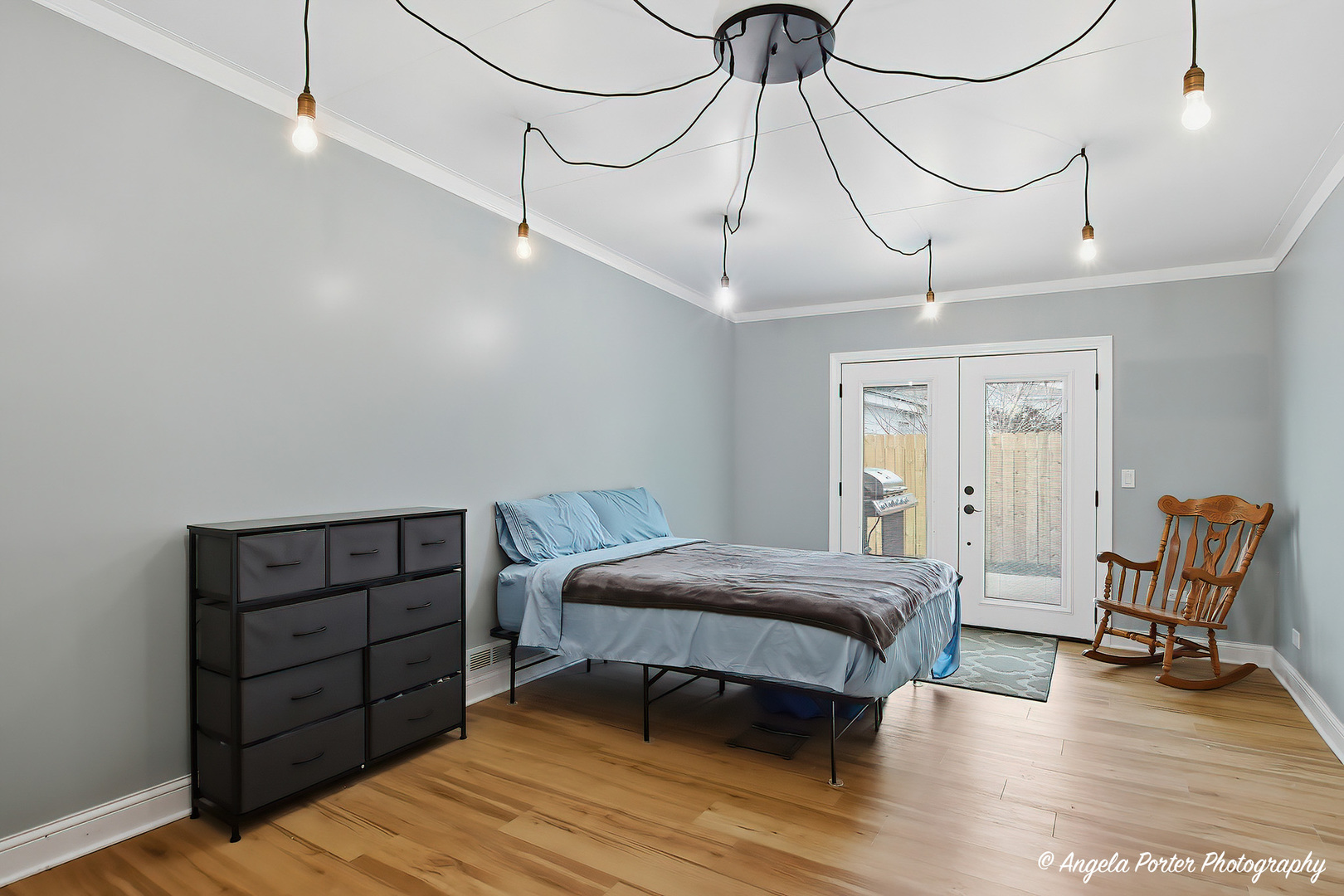 201 Panama Avenue, Hampshire, IL 60140