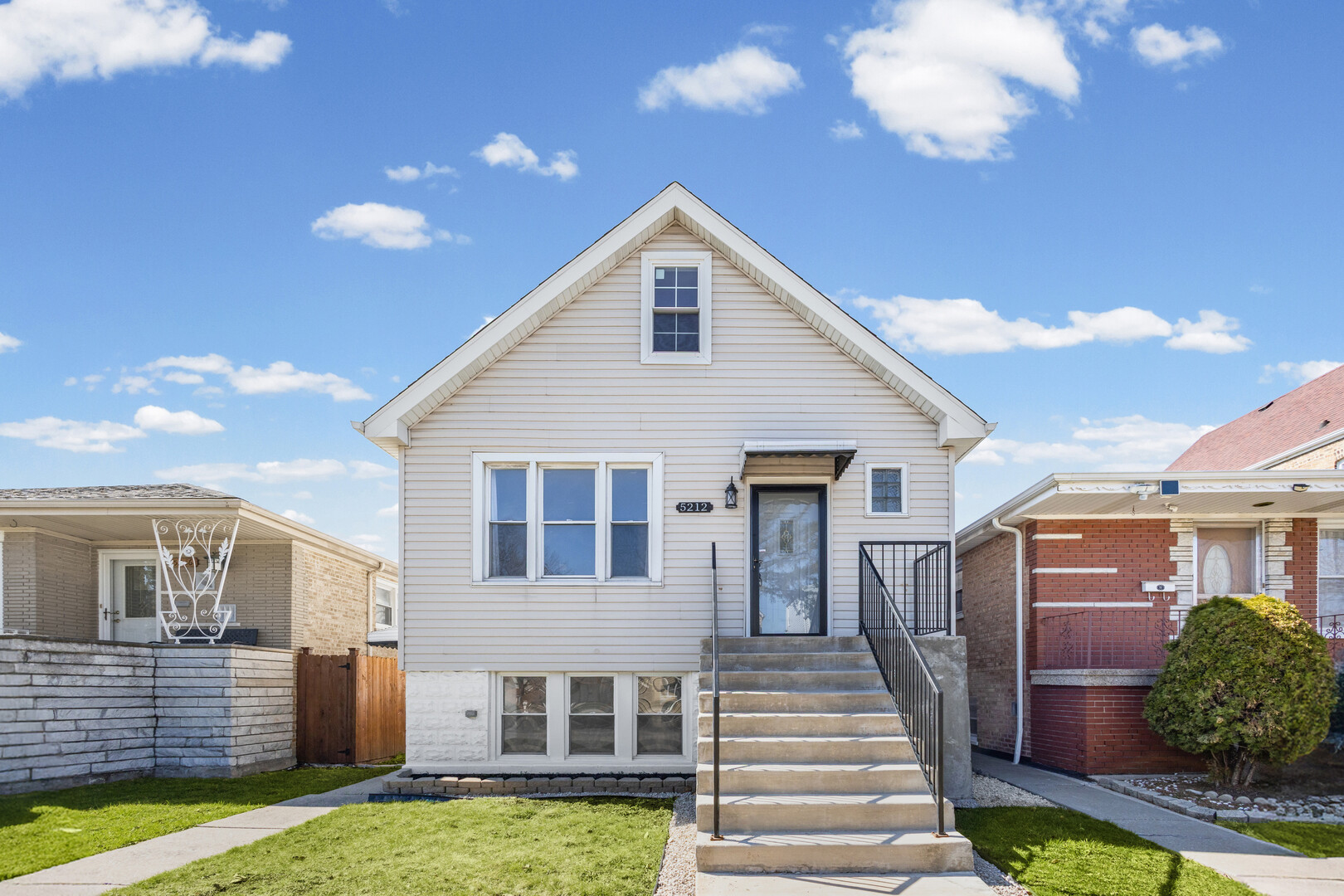 5212 S Lorel Avenue, Chicago, IL 60638