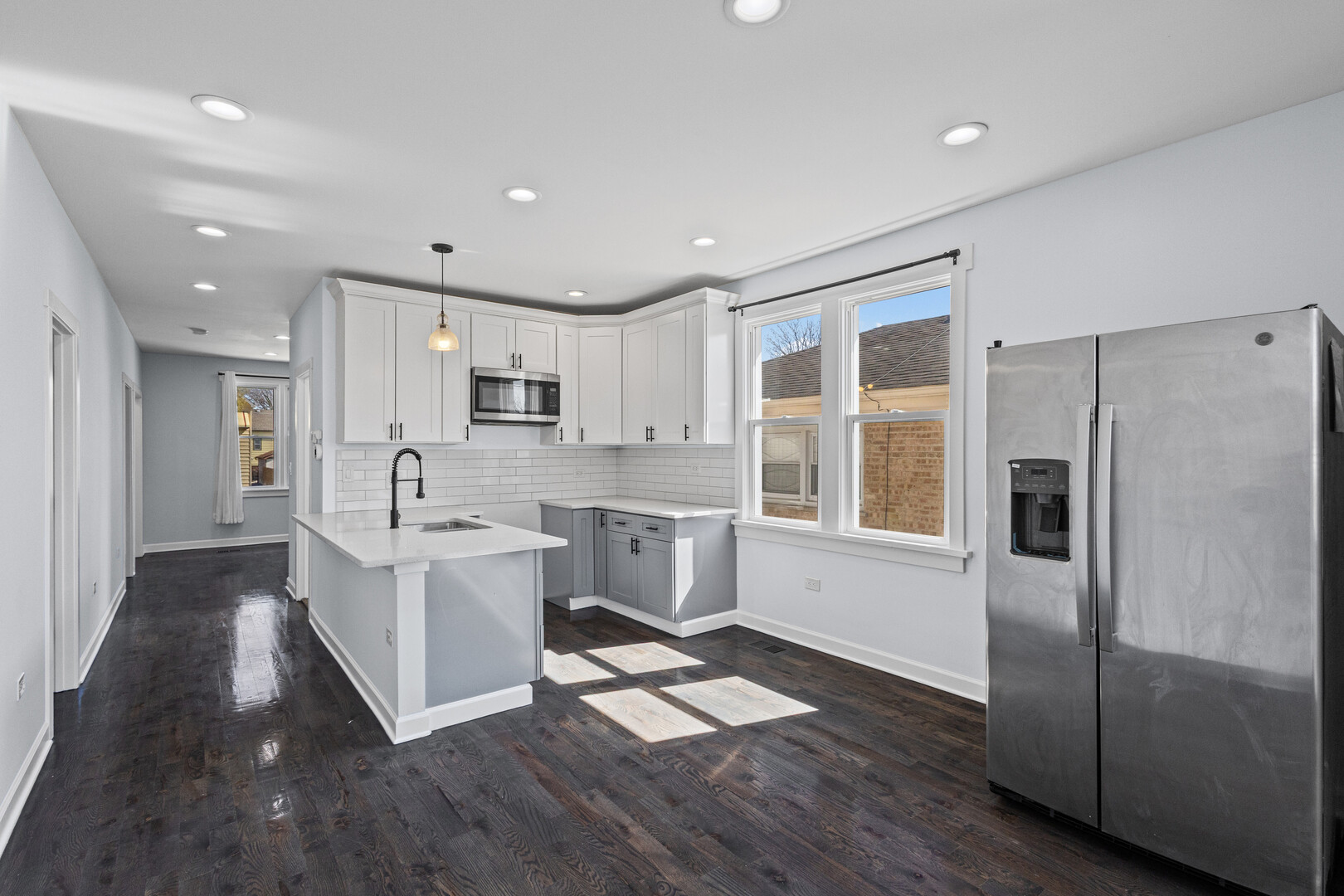 5212 S Lorel Avenue, Chicago, IL 60638