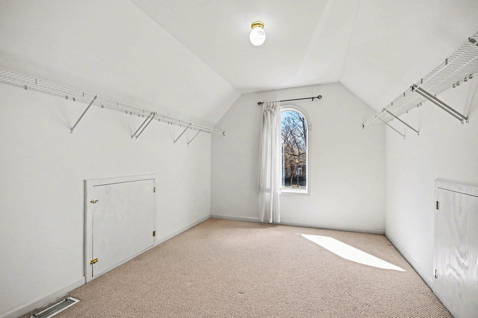 4800 Amaarja Court, Palatine, IL 60067