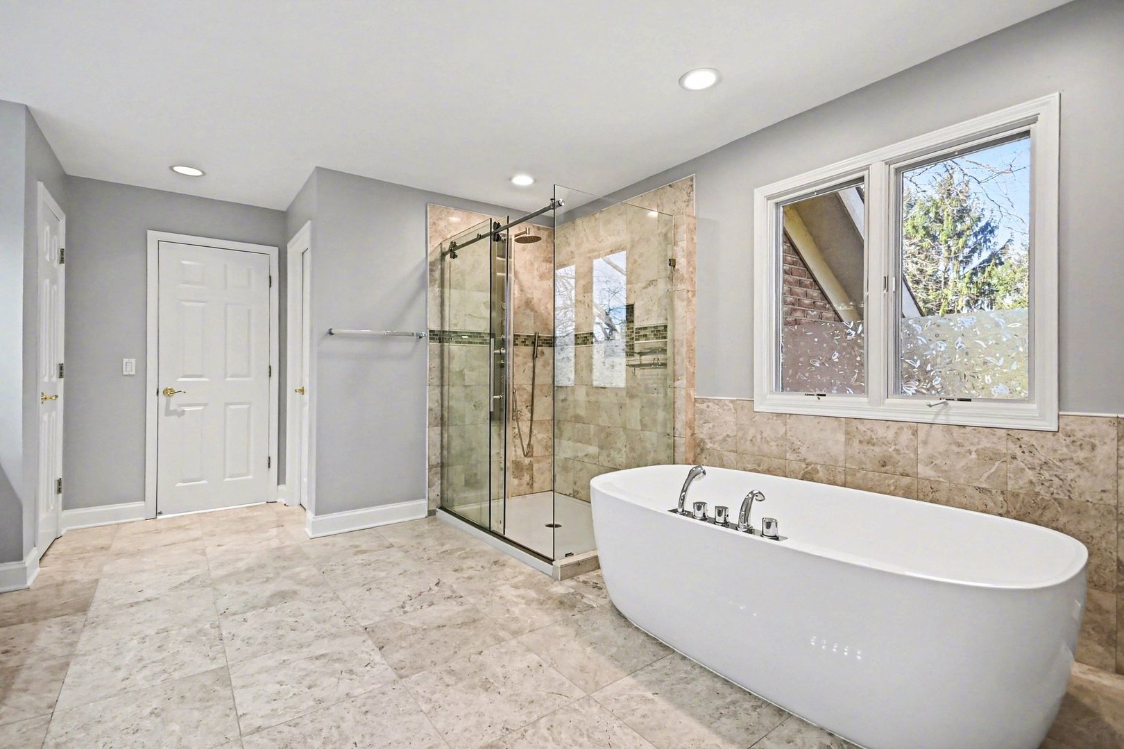 4800 Amaarja Court, Palatine, IL 60067