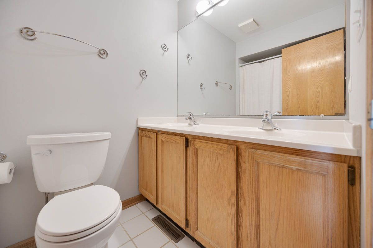 22100 Princeton Circle, Frankfort, IL 60423