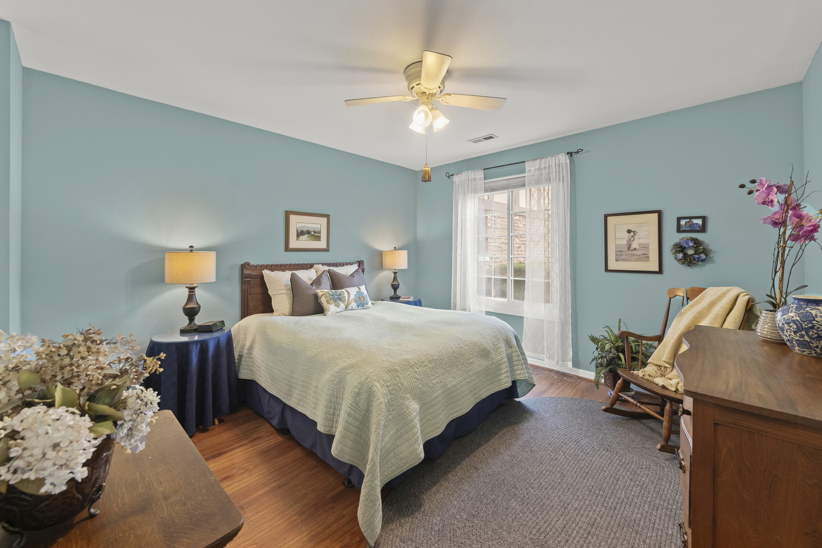 1755 Plymouth Court #D, Wheaton, IL 60189