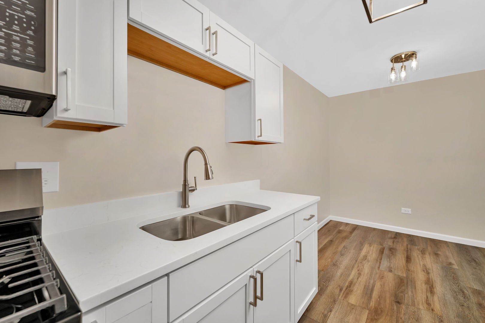 1113 Gael Drive #B, Joliet, IL 60435