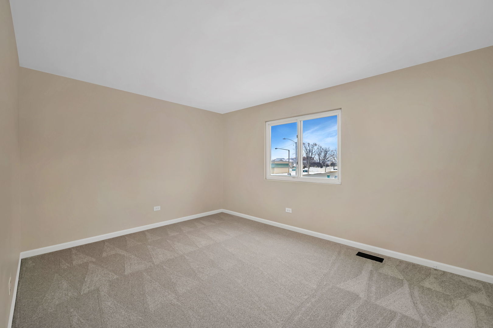 1113 Gael Drive #B, Joliet, IL 60435