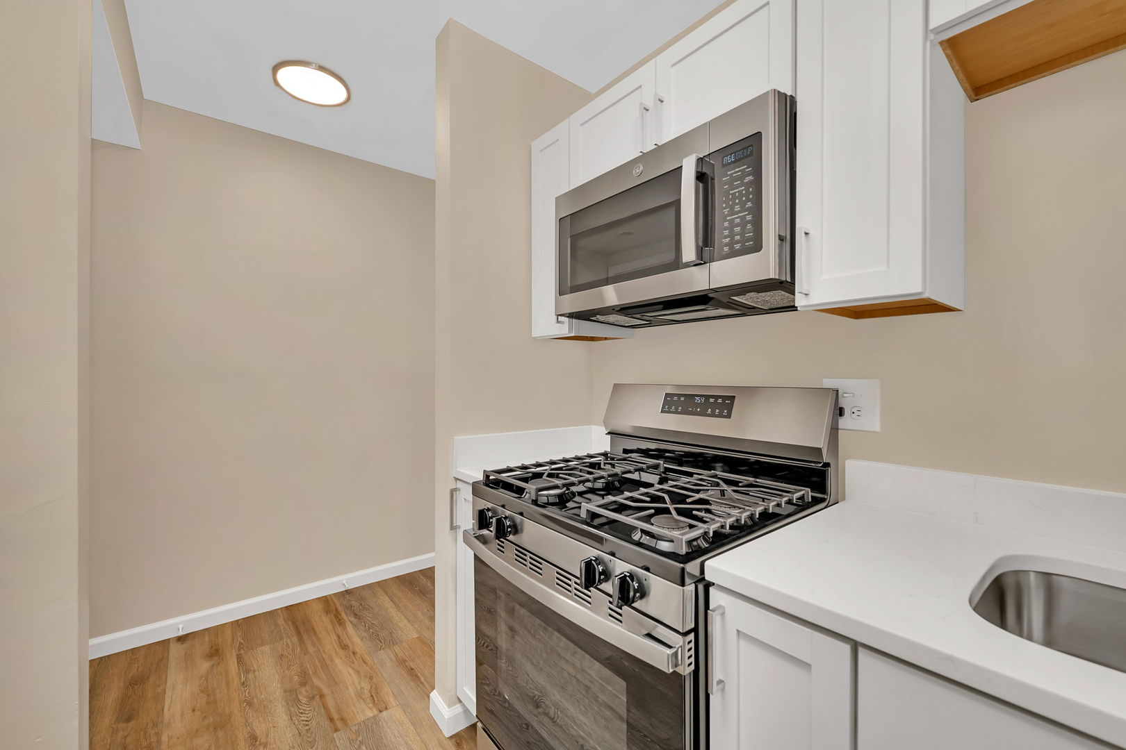 1113 Gael Drive #B, Joliet, IL 60435